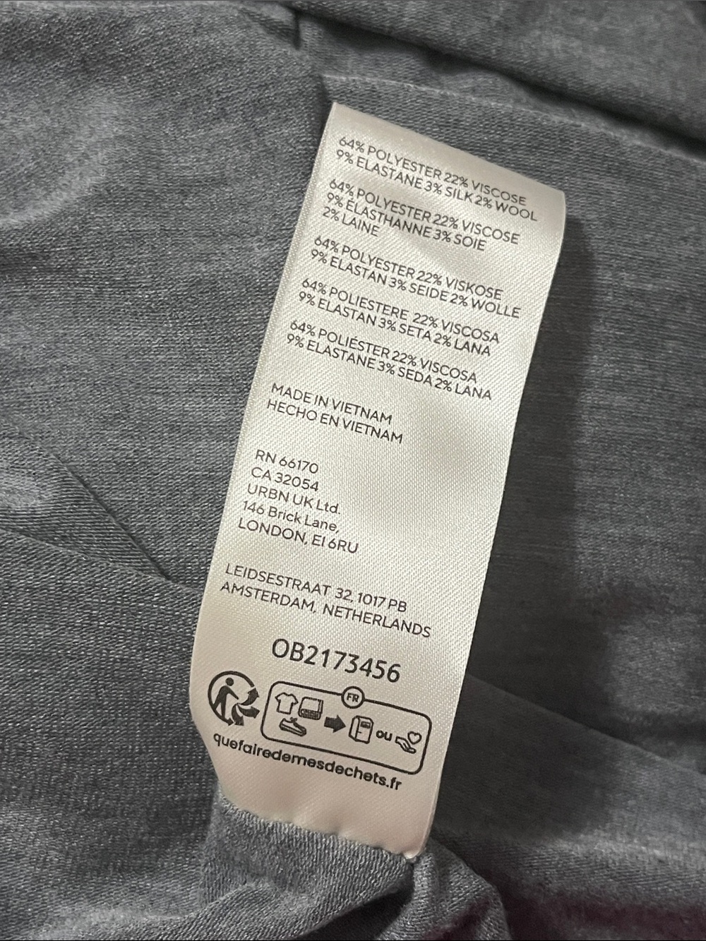1143. FREE PEOPLE We The Free one shoulder top in Grey Sz L NWOT - Picture 3 of 3